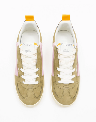 Fez Sneakers