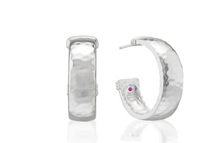 Cleopatra Classic Small Hoop Earrings