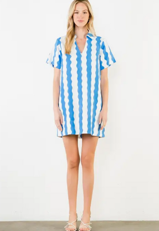 Short Sleeve Wave Pattern Dress
